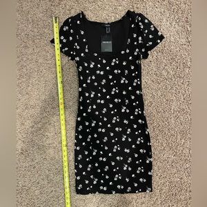 NWT Forever 21 Bodycon dress, size medium